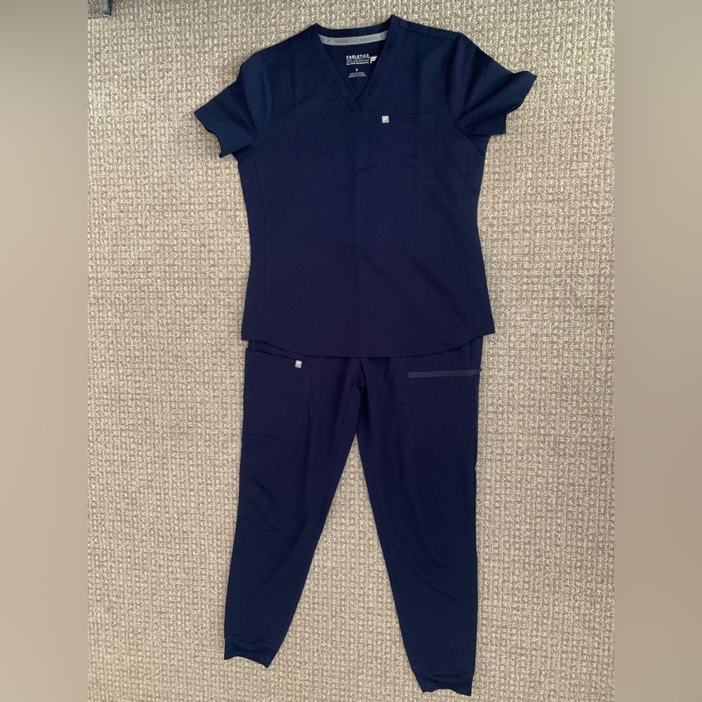 Fabletics Jogger Set